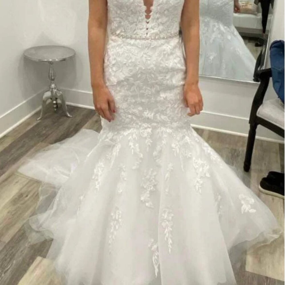 Oleg Cassini Wedding Dress